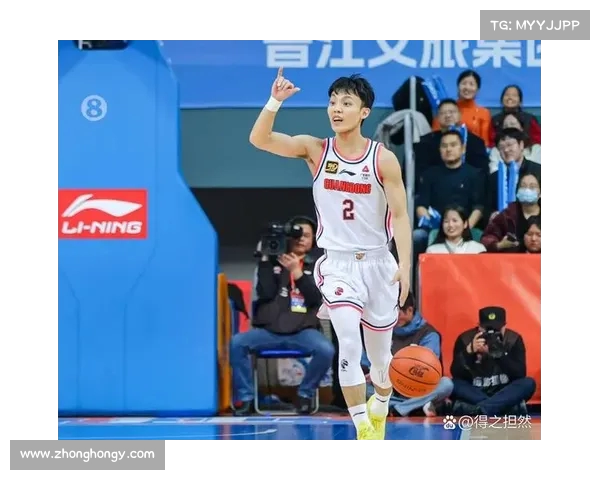 CBA赛场内外精彩纷呈 专访球员与教练分享赛季心得与挑战
